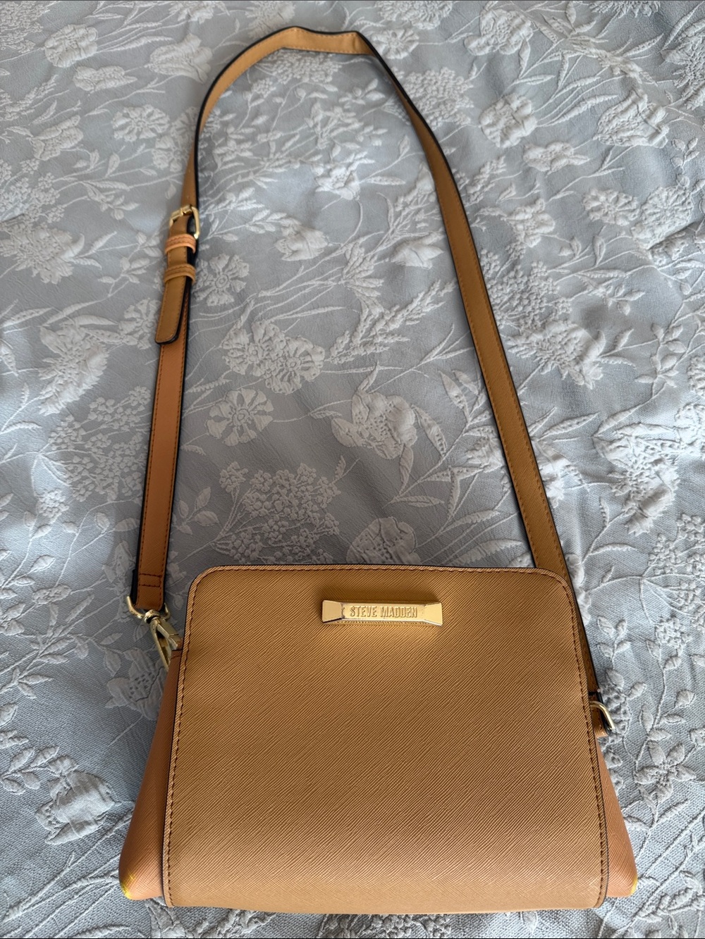Steve Madden Camel/Tan Crossbody Bag with Gold Hardware